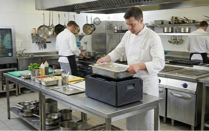 Transport et conservation des aliments en CHR : Comment choisir le conteneur isotherme idéal pour so