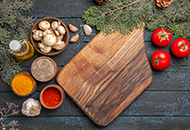 Wooden boards, standard and made-to-measure PE for the catering industry